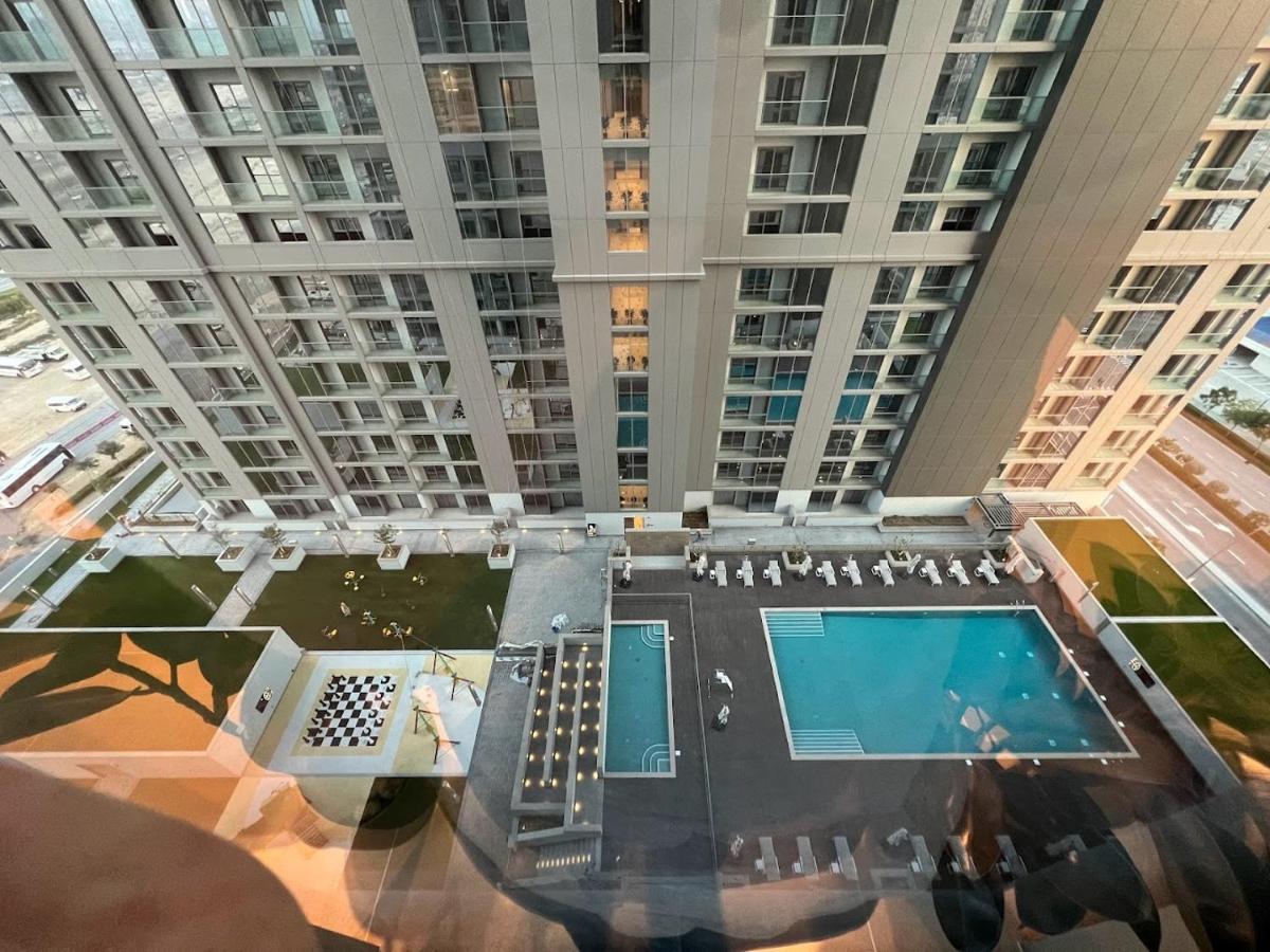 Appartement Sleek One Bed Sobha Vistas A1302 Dubai