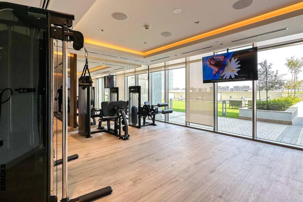 Sleek One Bed Sobha Vistas A1302 Apartment *